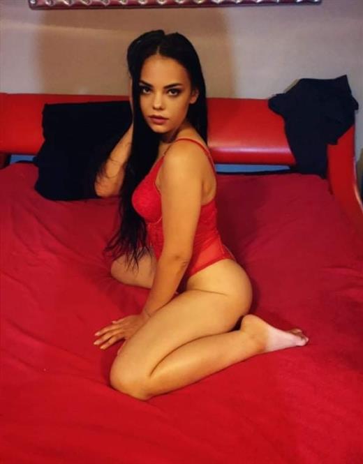 Tatlı escort Haymana Klasik masaj Ishardeep ile