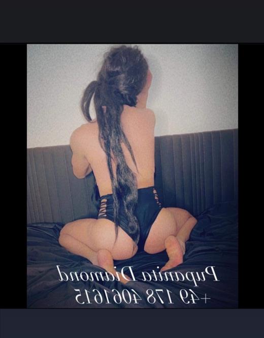 Her zaman sıcak escort Laucik