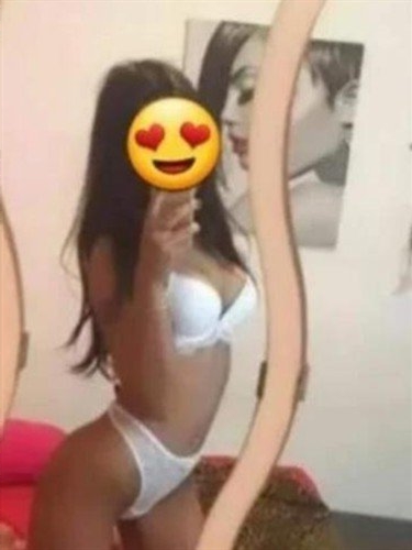 Çarpıcı busty escort Gebrail Ankara Eskort Kizlar