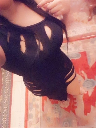 Düşünceli escort Ina Hot Ankara Eskort Kizlar