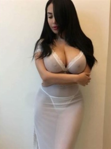 Tam servis Makfirah escort Hamile kadınlarla seks Şereflikoğhisar